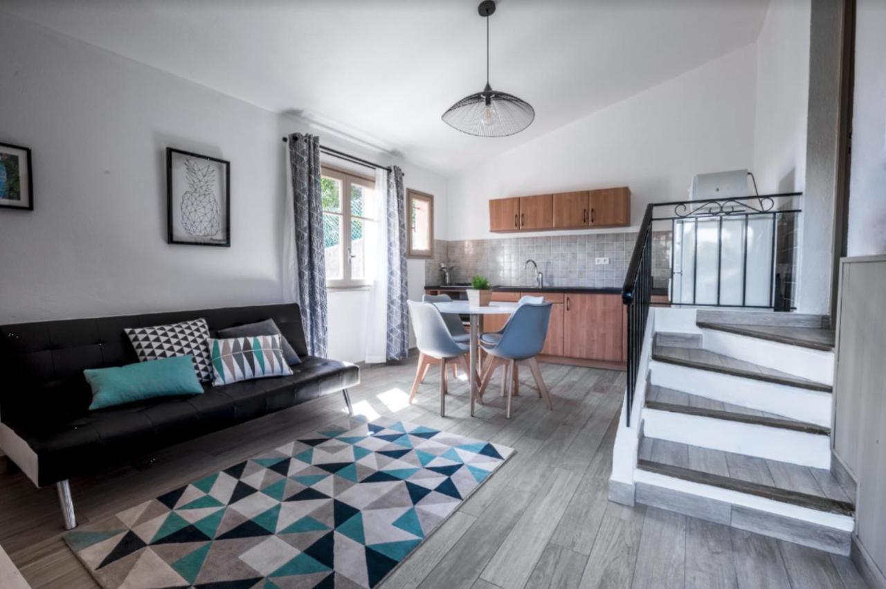 Petite Maison De Vacance Vue Mer Льо Лаванду Екстериор снимка